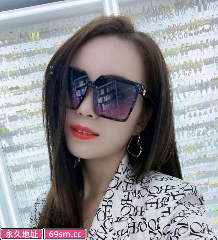 小美女蕊蕊