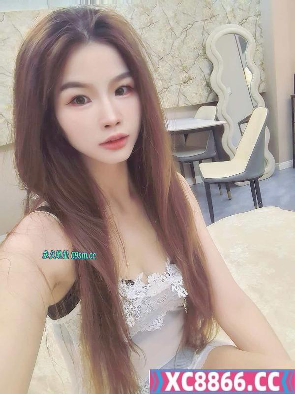 颜值苗条身材美女