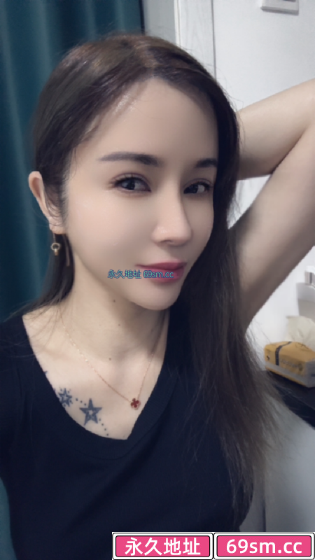 制服诱惑雪儿