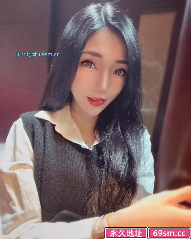 武侯娃娃脸妹子