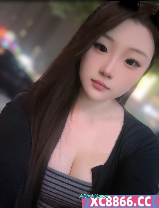 00后肤白美媚