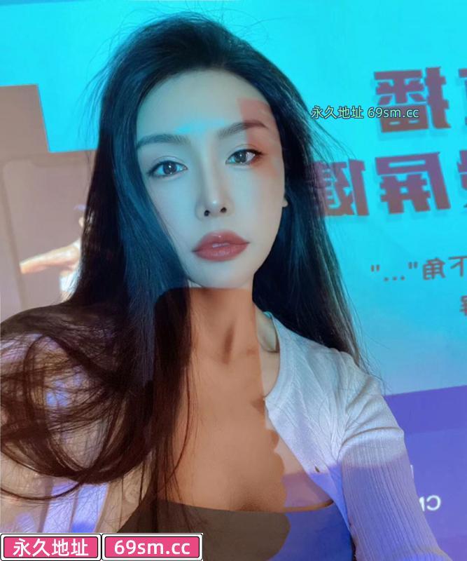 东站附近大胸妹