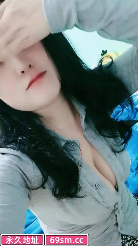 丰满胸大水多年轻