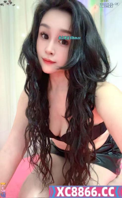 前凸后翘觅儿老师