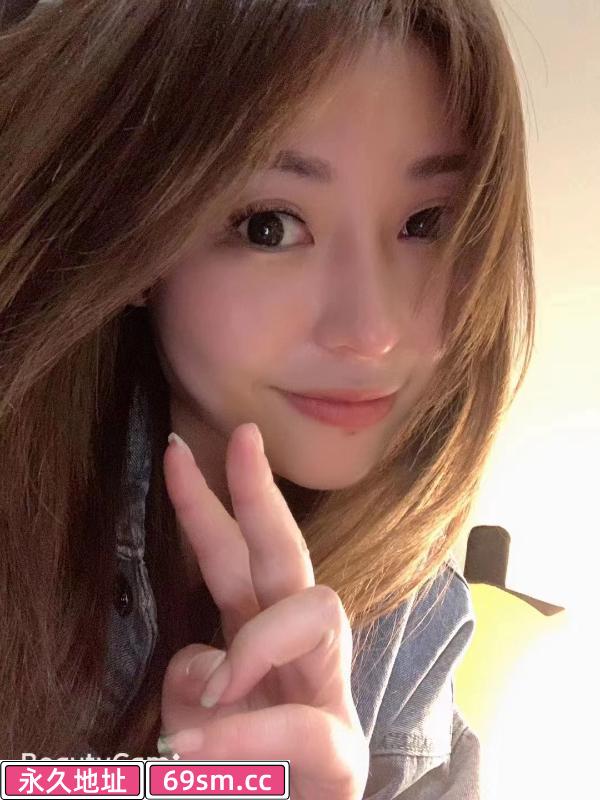 颜值服务好的女孩