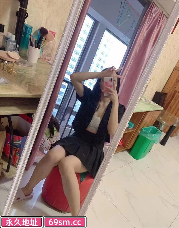 滨湖中项长腿美女