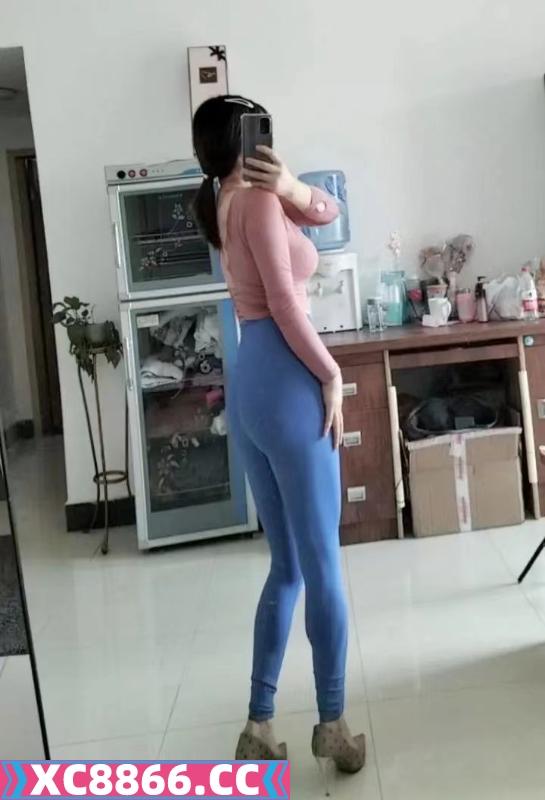 甜美风性感小阿姨