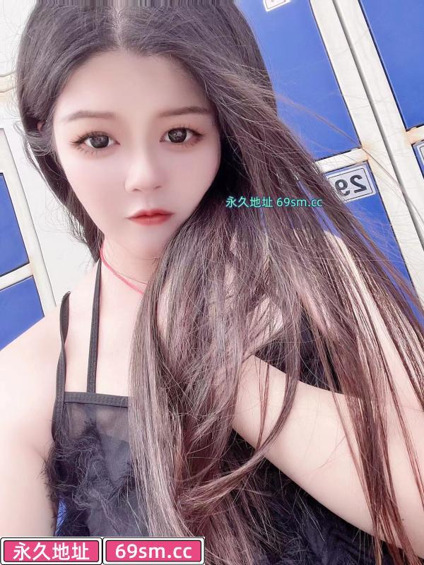 龙华丝袜诱惑大奶