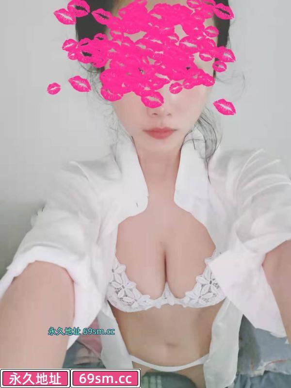 铁西滑翔大胸妹