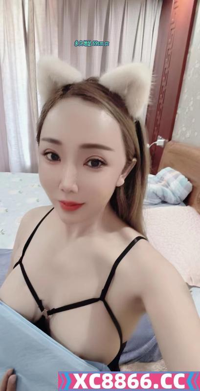 肤白美女敏感会喷水