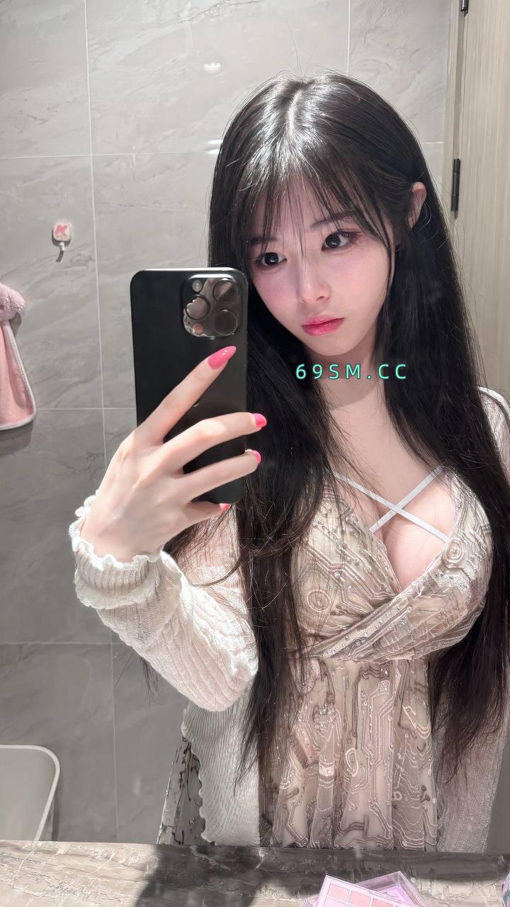 服务系一线天大奶妹