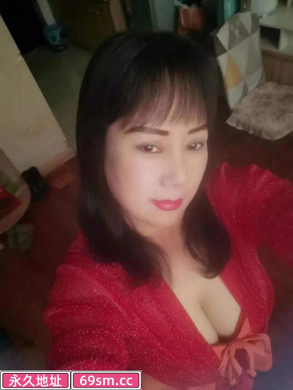 实惠肛交熟女