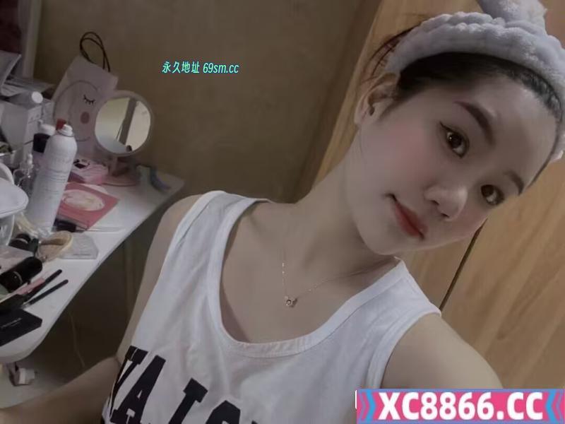 浦东舌吻嫩妹