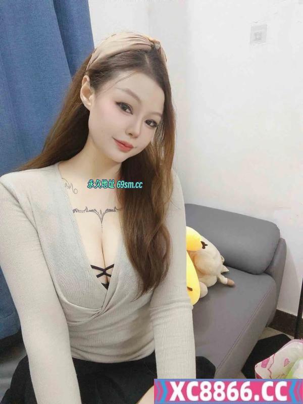 大胸朵朵气质佳