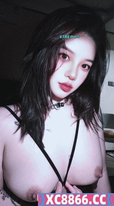 秦淮巨乳翘臀猫咪老师