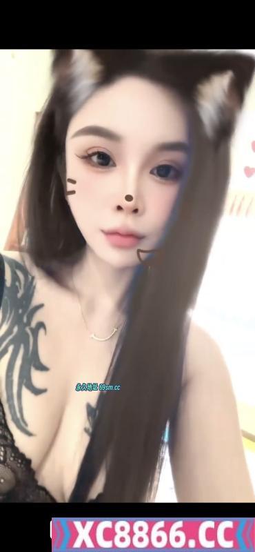 江宁娇小美女