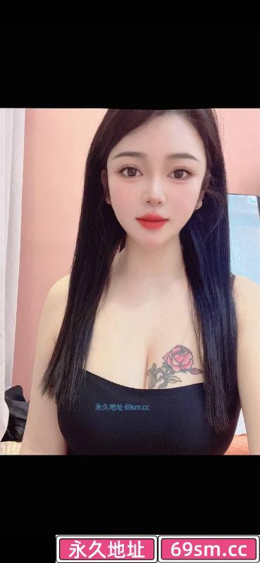 长腿偏瘦肤白御姐