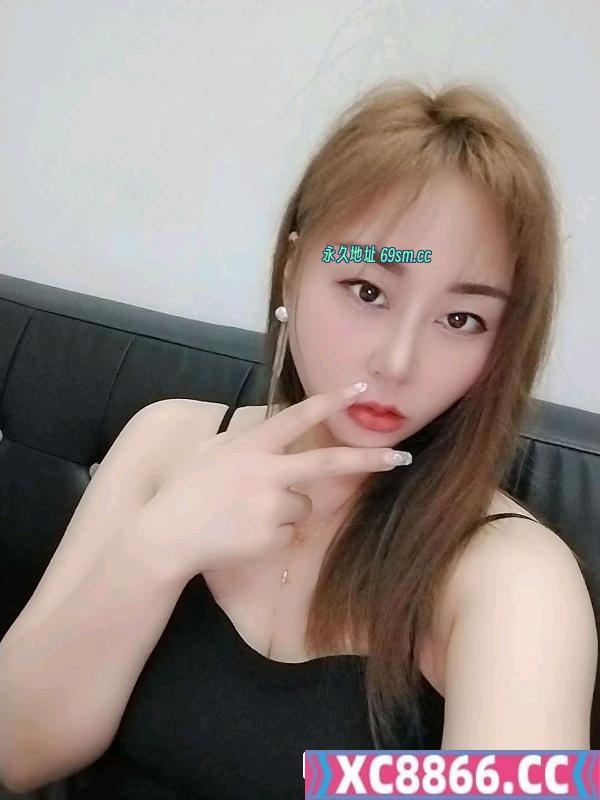 巨乳服务型小姐姐