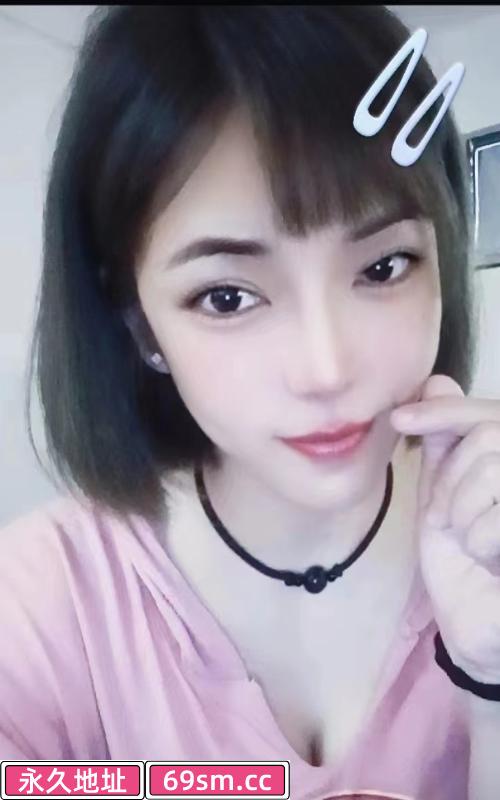 爱笑的妹子