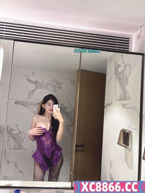 腿长腰细胸大白虎老师