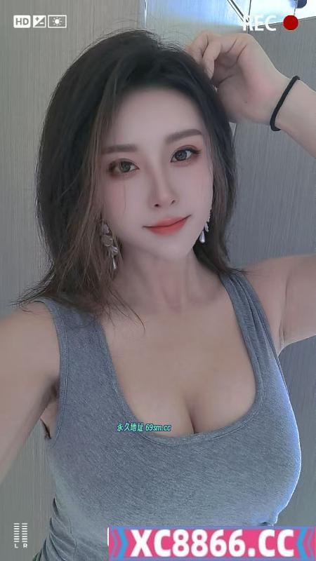 双胞胎大奶御姐少妇