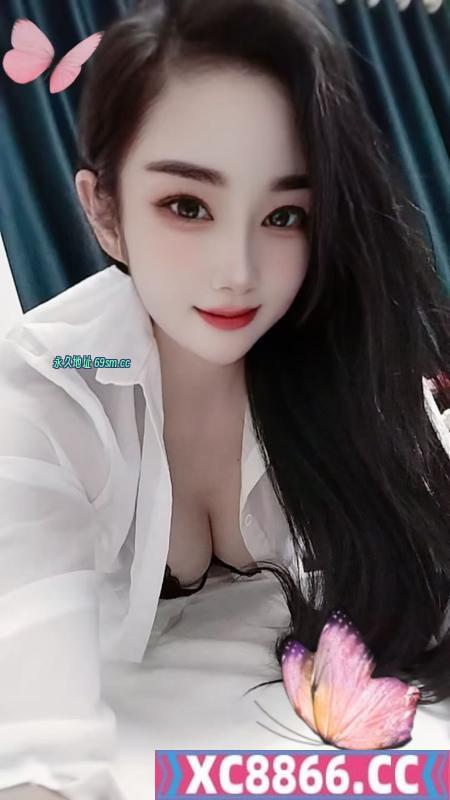 前凸后翘的乐宝