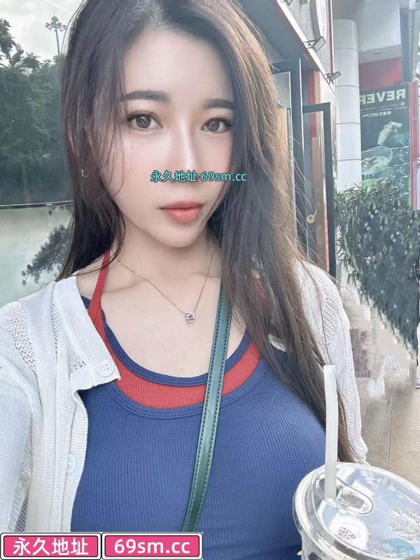 置地苗条琪琪