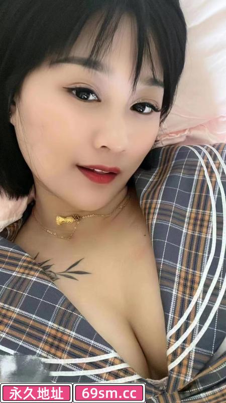 金沙大奶少妇