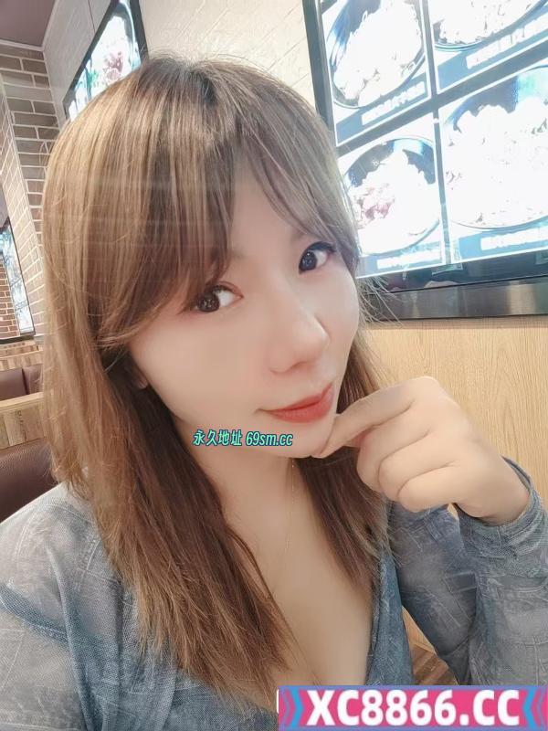 长舌少妇