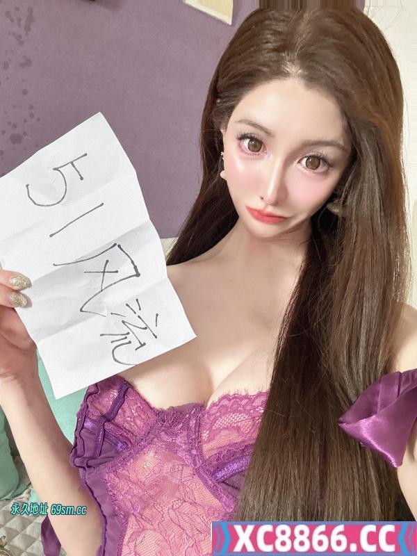 性感男娘Ts模特彤彤
