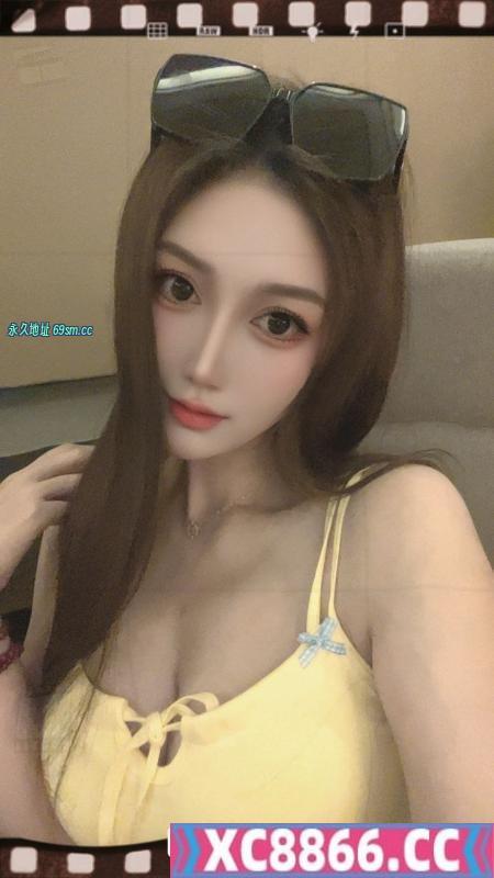 白云风骚四川嫩妹