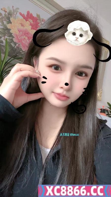 大胸小奶猫