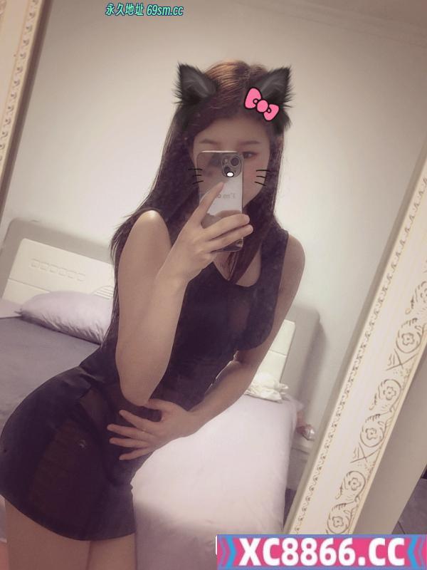 二刷大长腿骚货