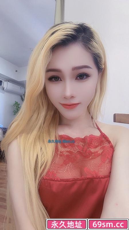 浦东蜜桃臀金发妹