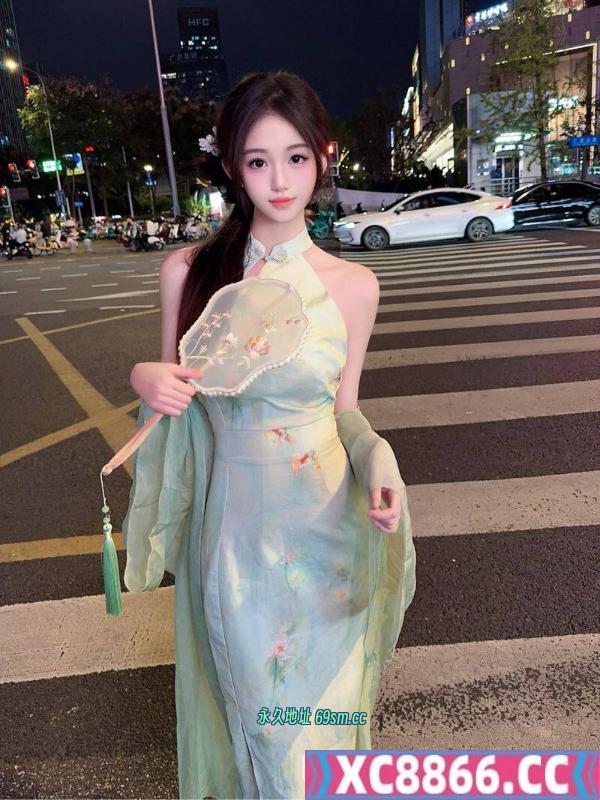 江岸区三点粉00后