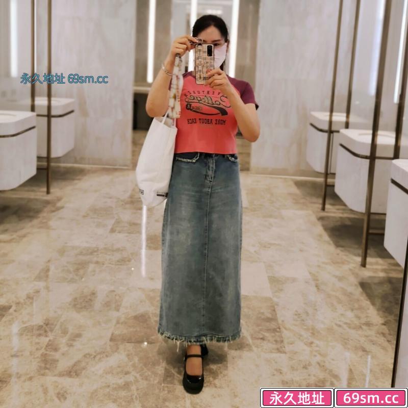 兼职小嫂子