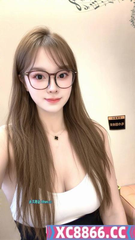 天河大胸翘臀颜值妹子