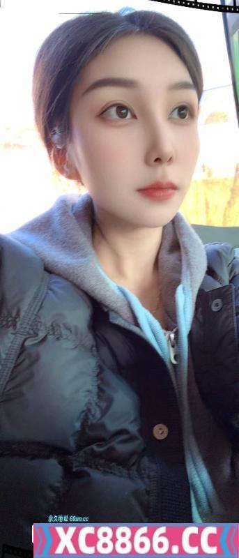 小个子窈窕女