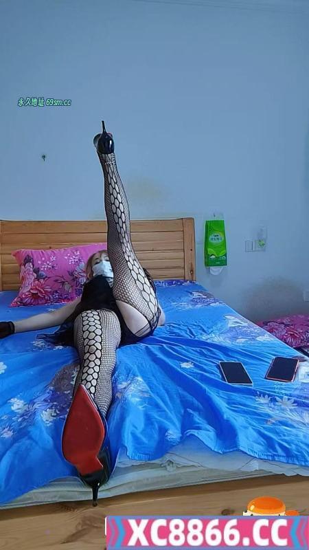 三通大奶子骚货