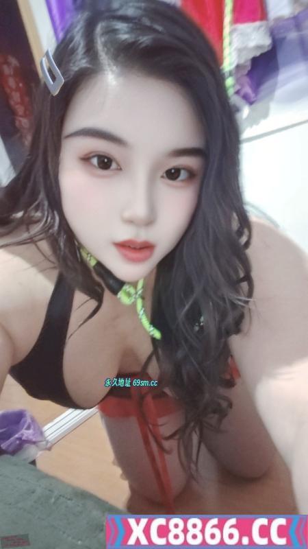 美乳骚妇玲玲