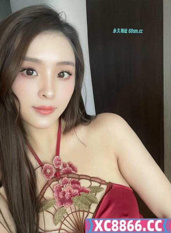 高挑风骚巨乳小米粒