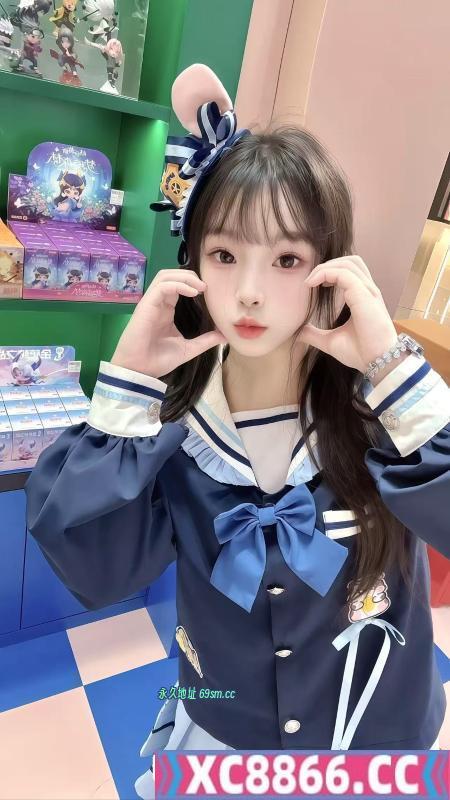 三点粉小嫩妹