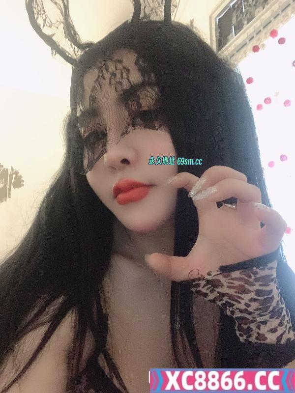 风骚性感卡卡