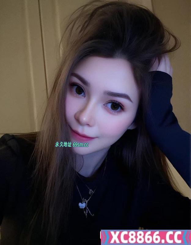 光谷新疆混血欣儿
