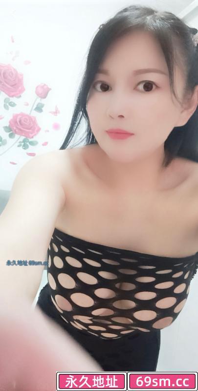 虎泉制服大奶骚货