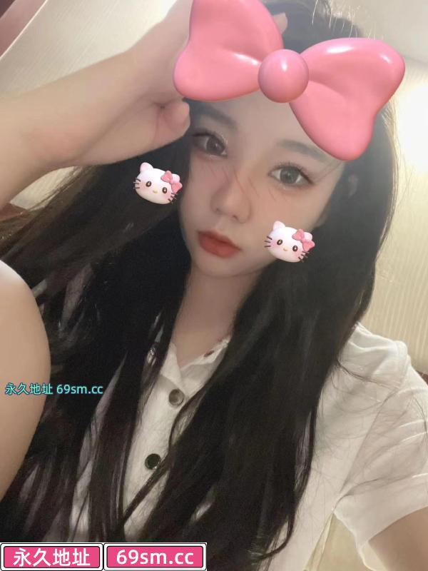 微胖大胸妹