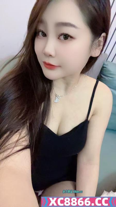风骚肤白黑些妹