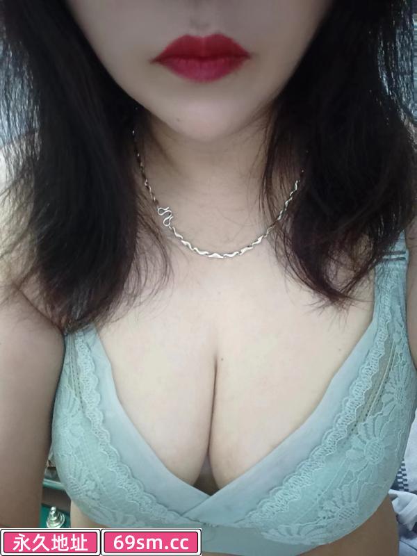 越秀大奶口活少妇