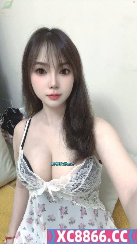 湖里肤白韵味胸大少妇