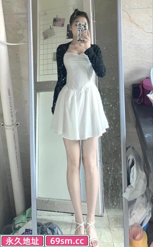 宝安大奶莉莉